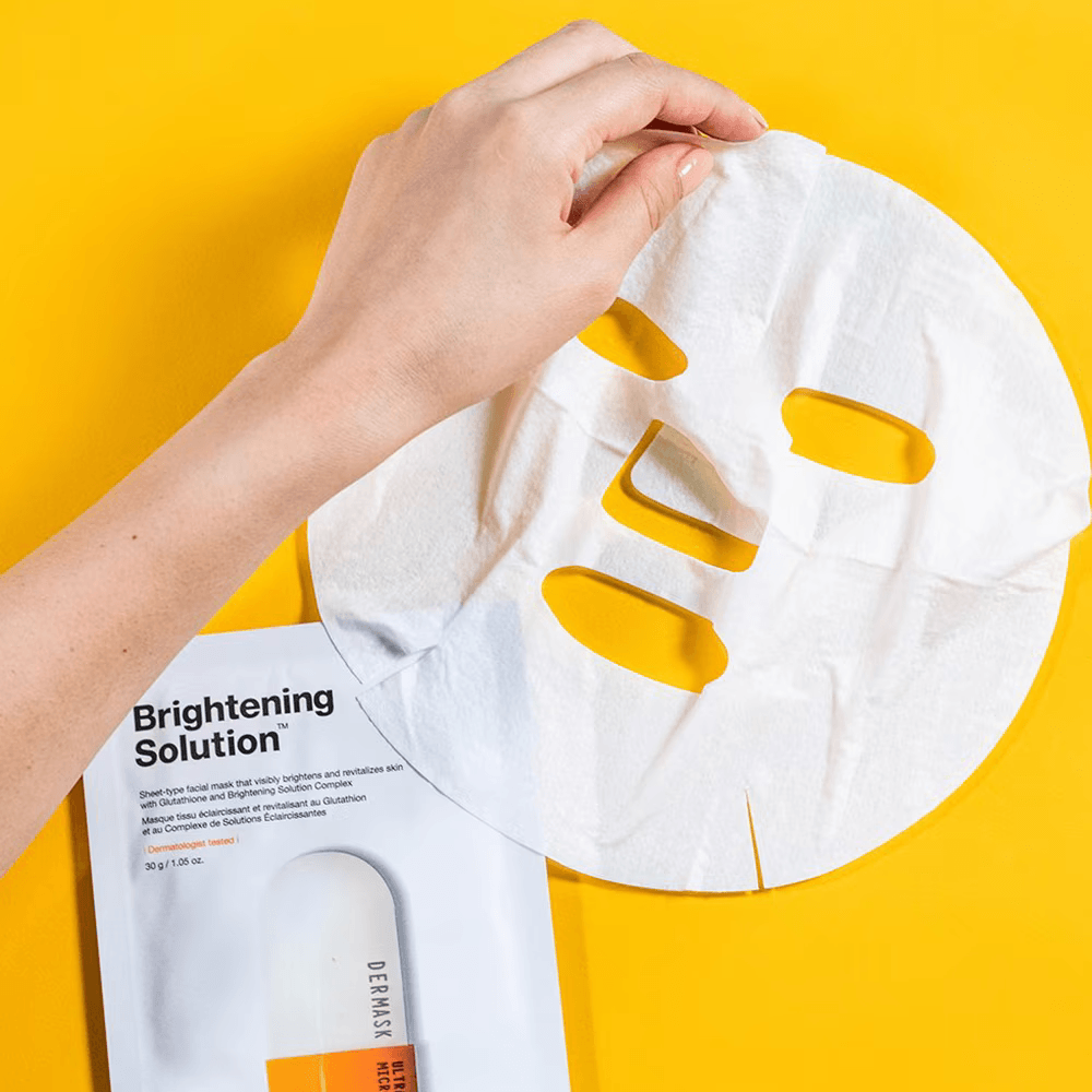 The Mask™ Microjet Brightening Solution image 2