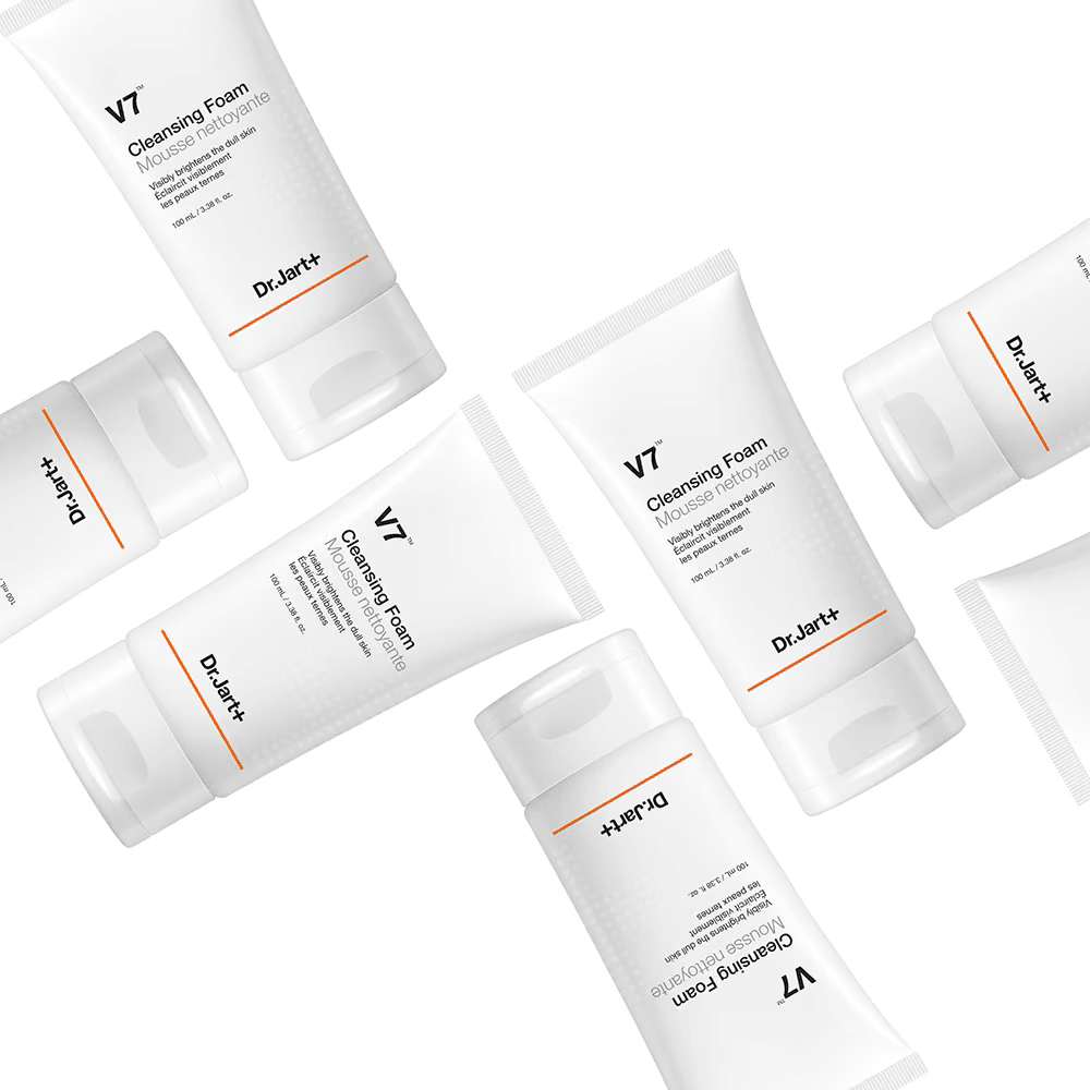 V7™ Cleansing Foam image 6
